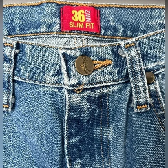 Wrangler Jeans - Picture 4 of 8